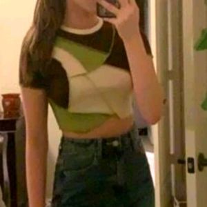 A patchwork/colorblock croped short sleeve shirt